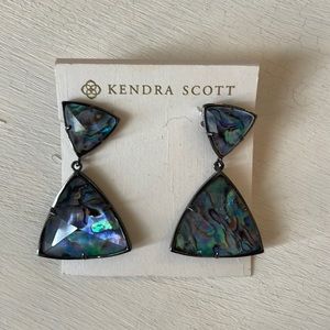 Kendra Scott gunmetal maury earrings